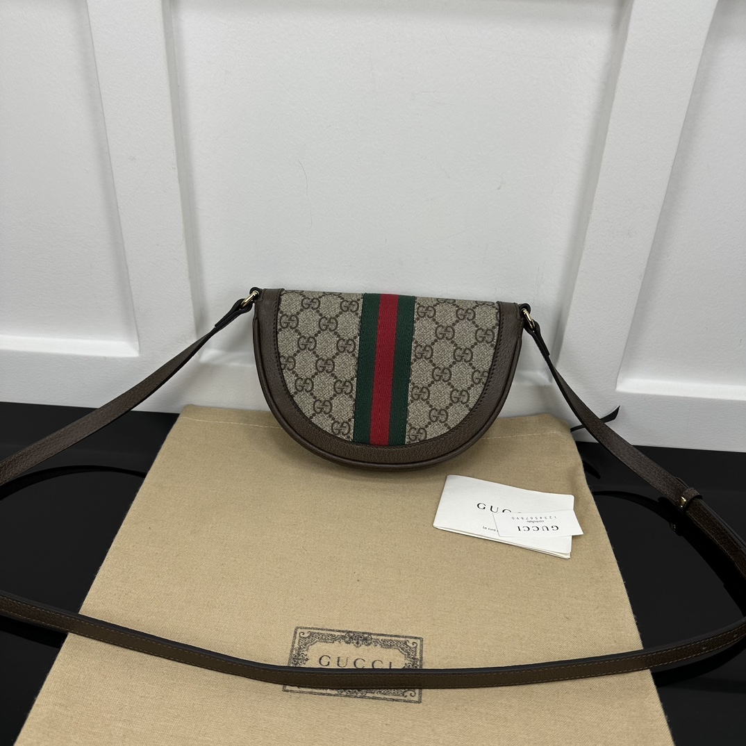 Gucci Satchel Bags